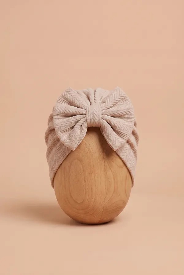 Bonnet gris · Bébé et enfant, dressing du studio de Julie Dugardin Photographe