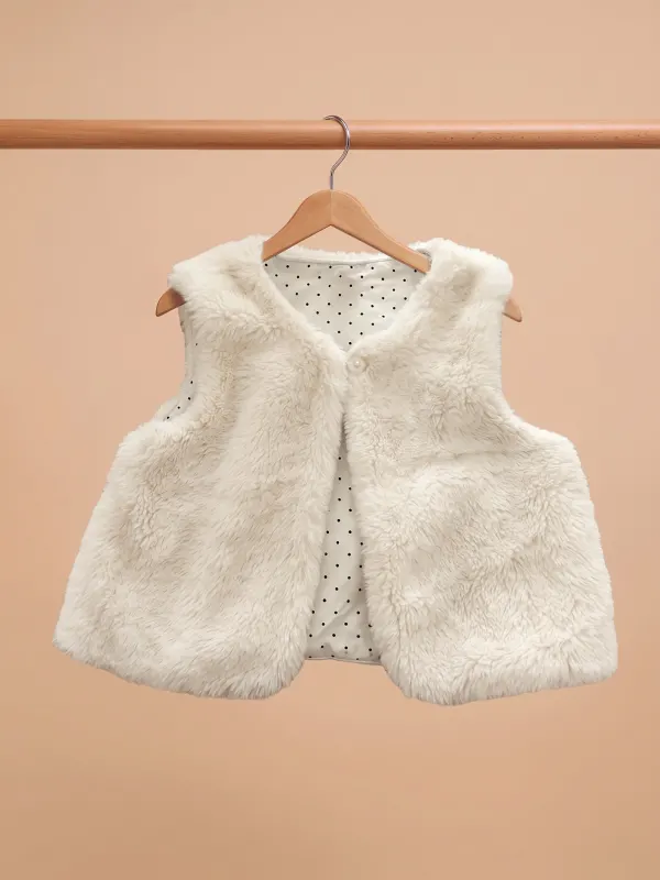 Gilet blanc — 18 mois · Bébé et enfant, dressing du studio de Julie Dugardin Photographe