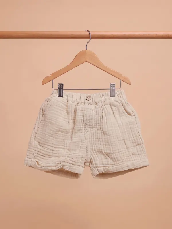 Short — 12 mois · Bébé et enfant, dressing du studio de Julie Dugardin Photographe