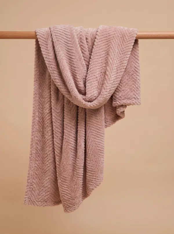 Plaid rose · Décors et accessoires, dressing du studio de Julie Dugardin Photographe