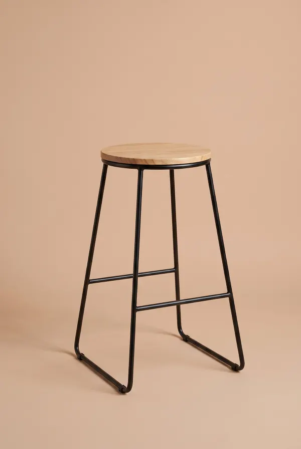 Tabouret haut adulte · Mobilier, dressing du studio de Julie Dugardin Photographe