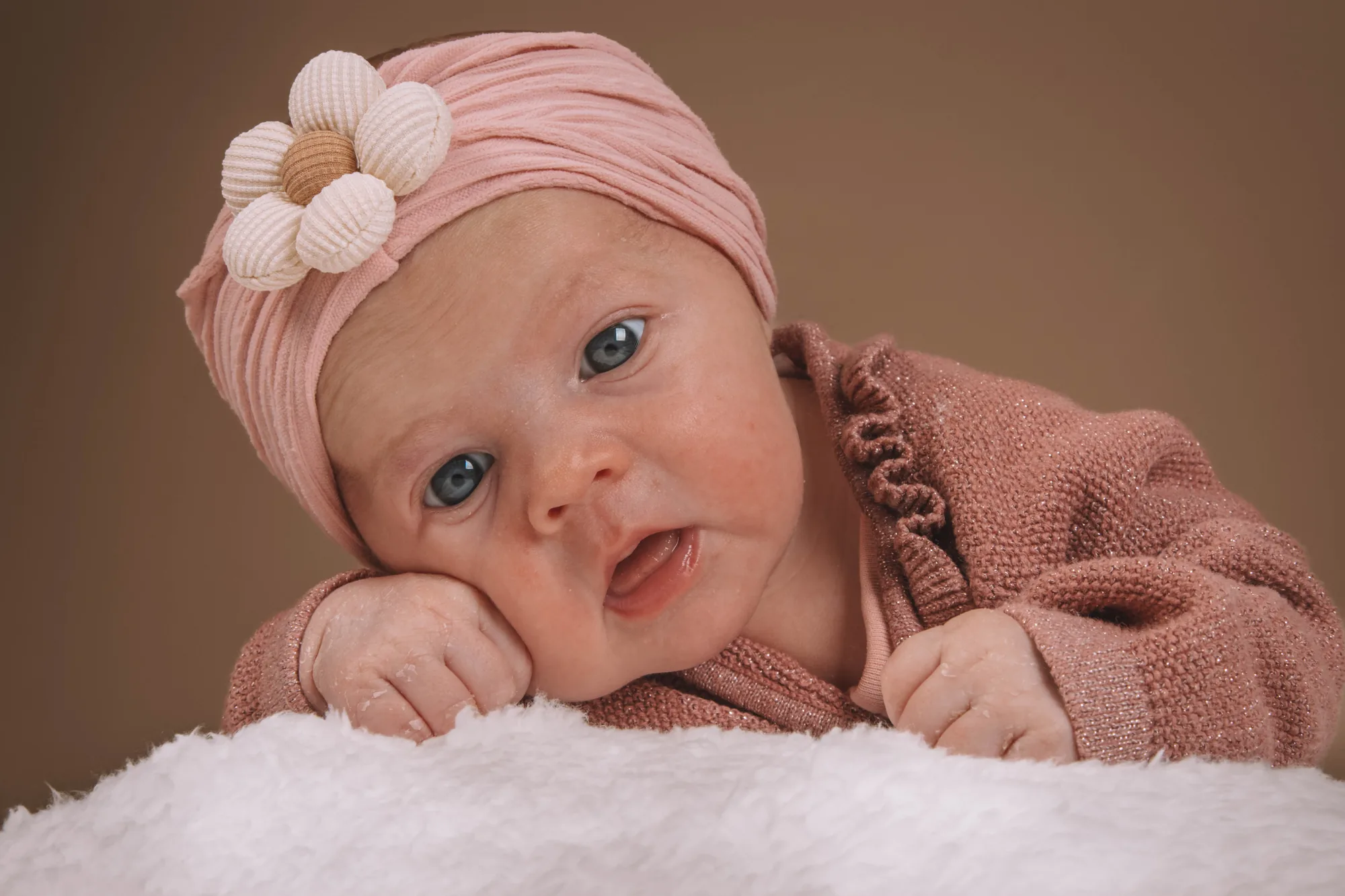 Photographe naissance Lievin — Julie Dugardin Photographe